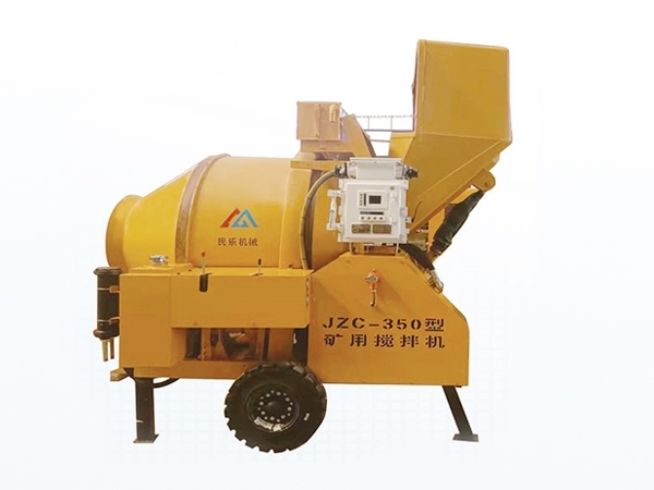 礦用濕噴臺(tái)車(chē)，礦用混凝土泵，礦用攪拌機(jī)發(fā)貨